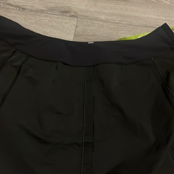Lululemon A-Line High-Rise Wrap Skirt
Black Rare - Picture 14 of 16